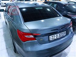 Chrysler 200